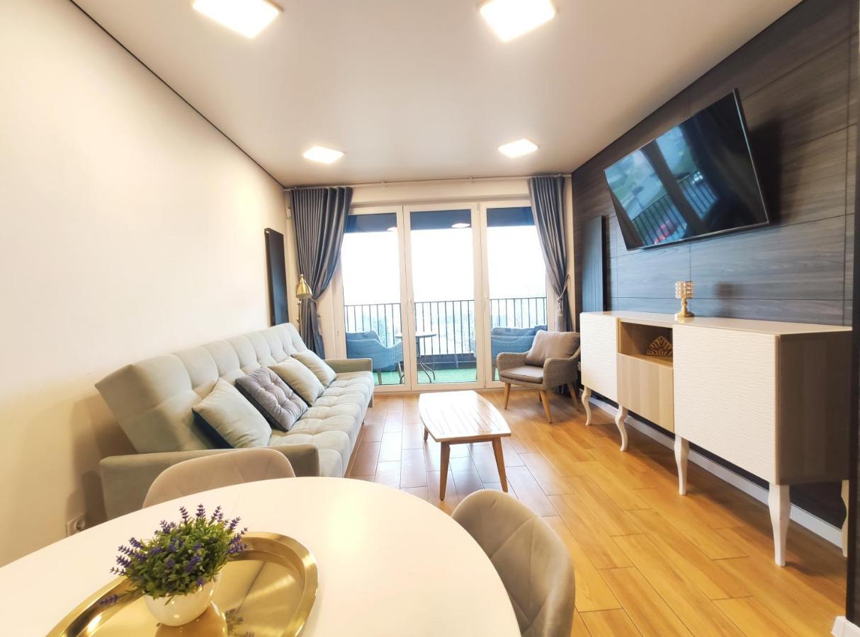 Zablocie 35 By Homeprime Krakow Exterior photo